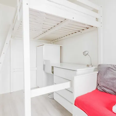 Studio In The Heart Of Montmartre Paris